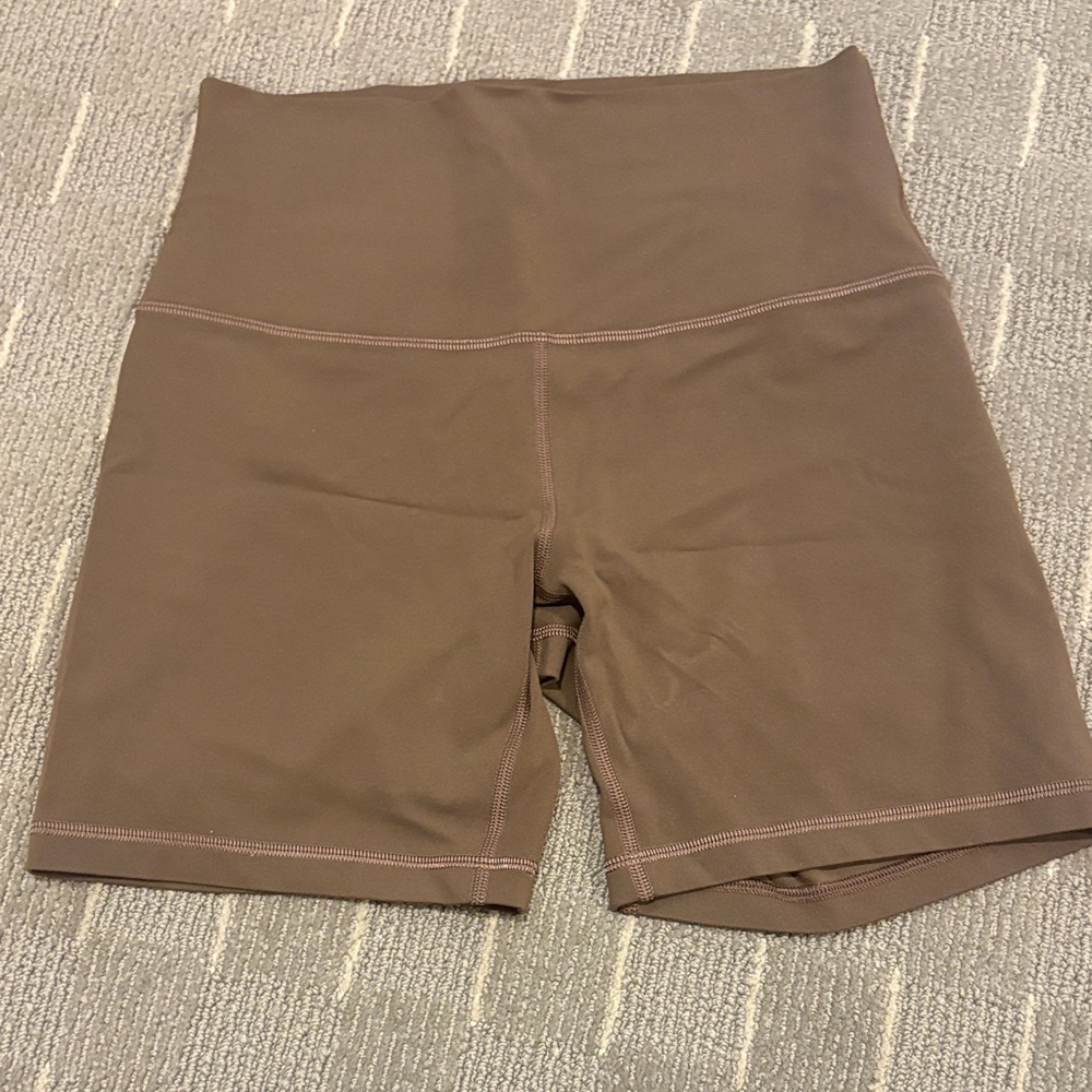 Align Short 6”